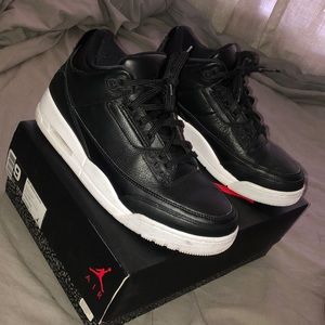 Size 9 Air Jordan 3 Retro Black